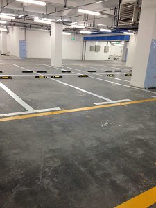 停車(chē)場(chǎng)劃線 價(jià)格與服務(wù)的數(shù)據(jù)處理全解析