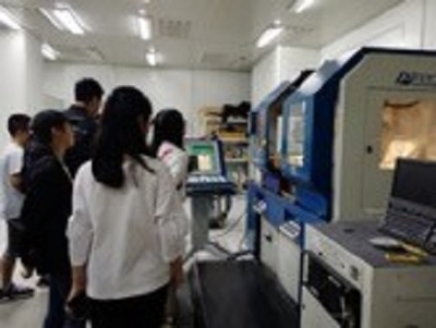 信息科學與工程學院光科學系系列學習參訪活動舉行